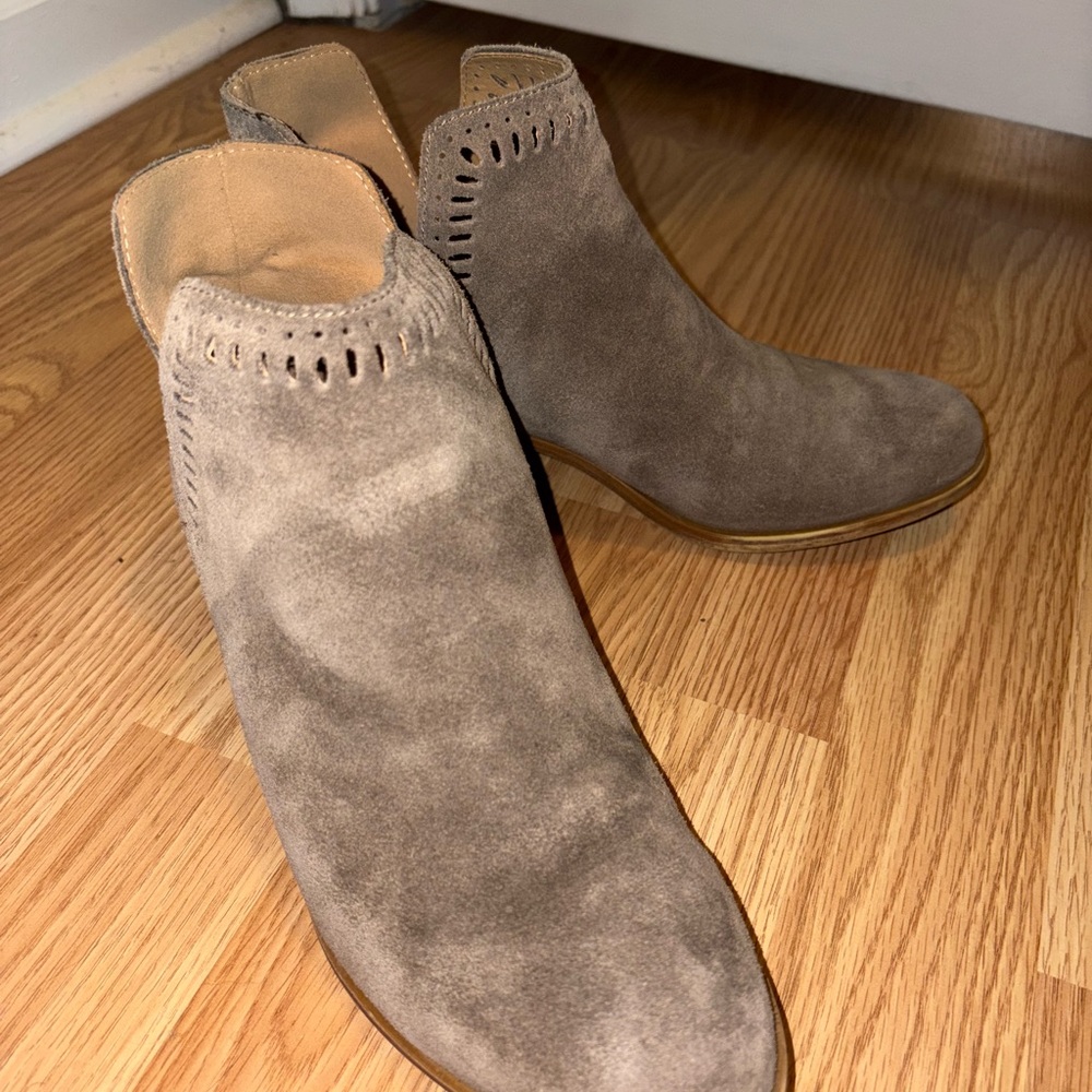 Lucky Brand Taupe Ankle Booties